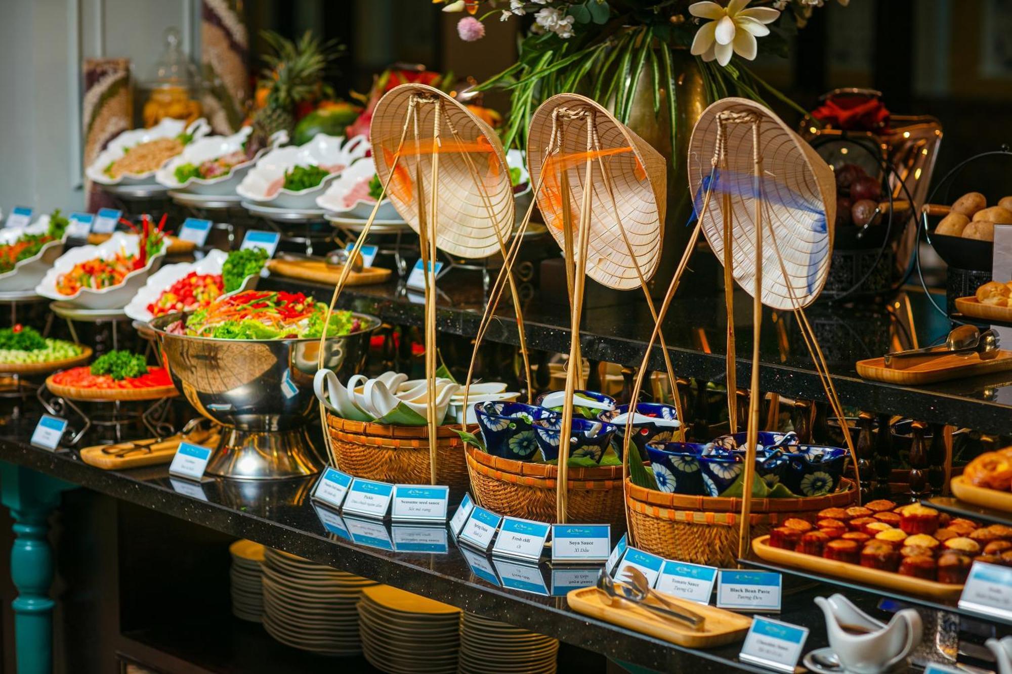 La Charm Hoi An Hotel & Spa Экстерьер фото